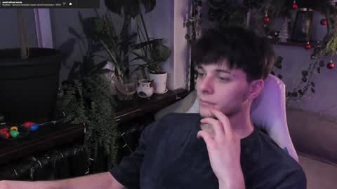 Gus online show from 12.28.24