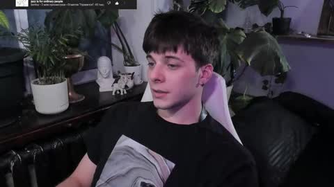 Gus online show from 03.11.25