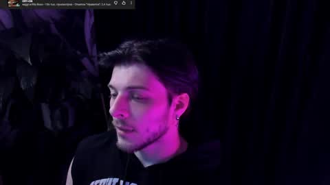 Snapshot of whiteegrimm chatting on 05.10.26 Gus online show from 05.10.26