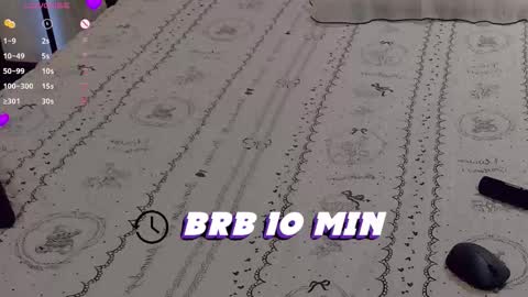 Snapshot of whitehelenn chatting on 02.17.26 whitehelenn online show from 02.17.26