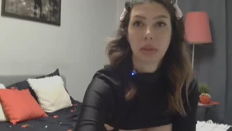 White Queen online show from 05.30.26