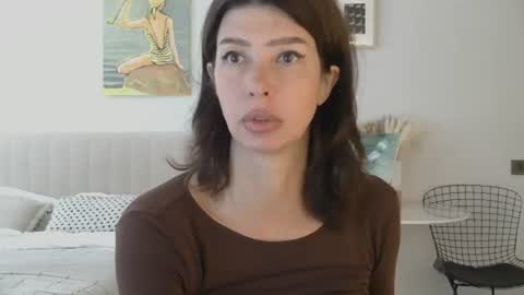 White Queen online show from 07.12.26