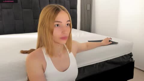 WhiteSun online show from 10.06.25