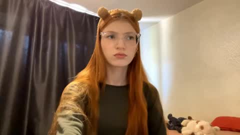 Snapshot of whitneyblaze chatting on 06.01.26 Alaska 3 online show from 06.01.26