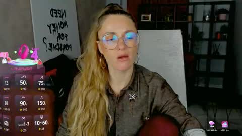 Snapshot of whitneypunnch chatting on 02.21.26 whitneypunnch online show from 02.21.26