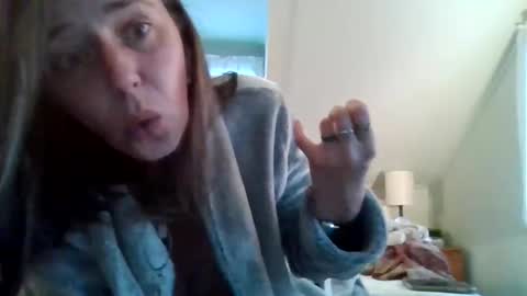 Snapshot of who_is_miss_dior chatting on 11.06.25 Miss Dior online show from 11.06.25