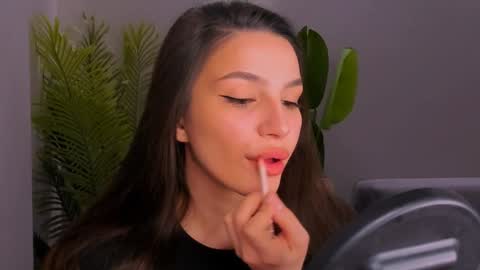 whoislulu online show from 01.24.25