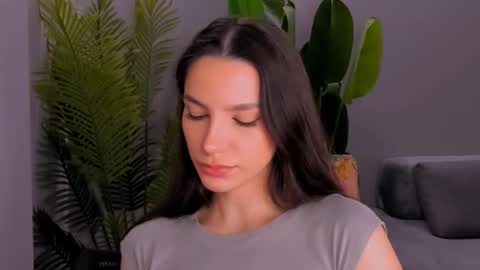 whoislulu online show from 02.19.25