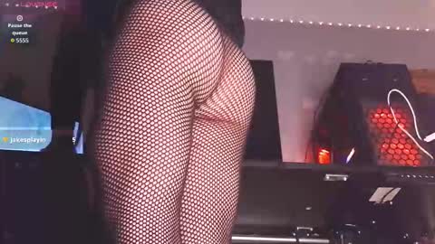 whoknowssss99 online show from 11.19.25