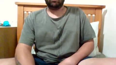 Snapshot of whoreboy09 chatting on 04.19.26 whoreboy09 online show from 04.19.26