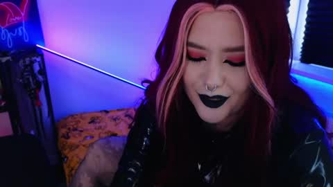 Laura  online show from 05.23.26