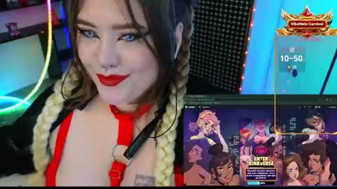 Snapshot of wickedxqueen chatting on 07.18.26 Laura online show from 07.18.26