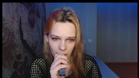 Snapshot of wicky_hey chatting on 03.01.26 Victoria online show from 03.01.26