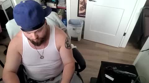 Snapshot of wifebeatershirtdude chatting on 10.11.25 WiggaInAWifebeater online show from 10.11.25