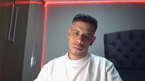 Snapshot of wild_bigcock36 chatting on 03.01.26 WIL BIGCOCK online show from 03.01.26