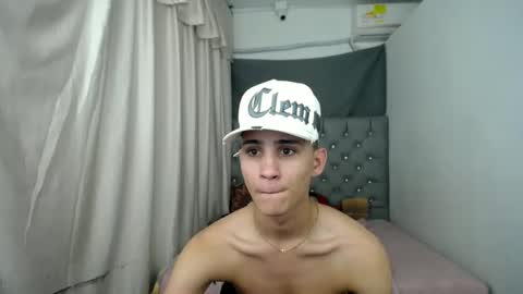 Snapshot of wild_fantasy_69 chatting on 01.10.25 wild_fantasy_69 online show from 01.10.25