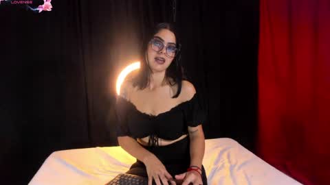 Call me Luna  online show from 06.06.26