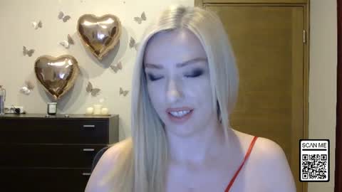 Snapshot of wild_silk_desire chatting on 06.19.26 Alina online show from 06.19.26