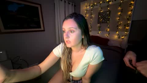 Snapshot of wildcouple_6960 chatting on 01.11.25 Cassidy online show from 01.11.25