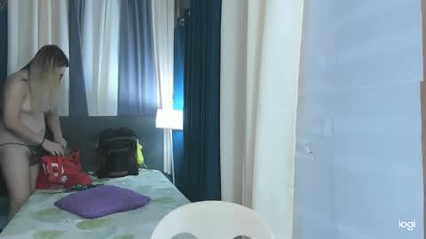 Snapshot of wildhot_pauleen4uxxx chatting on 04.16.26 pauleen online show from 04.16.26