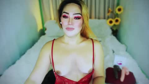 Snapshot of wildhotivana chatting on 02.03.25 ivana online show from 02.03.25