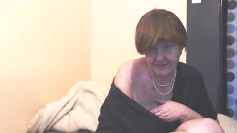 WildRedCat online show from 12.17.25