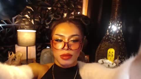 Snapshot of wildroxie chatting on 02.21.25 ROXIE online show from 02.21.25