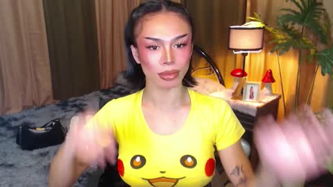 Snapshot of wildroxie chatting on 09.21.25 ROXIE online show from 09.21.25