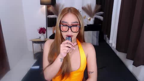 Snapshot of wildsassy0719 chatting on 01.07.25 shea online show from 01.07.25