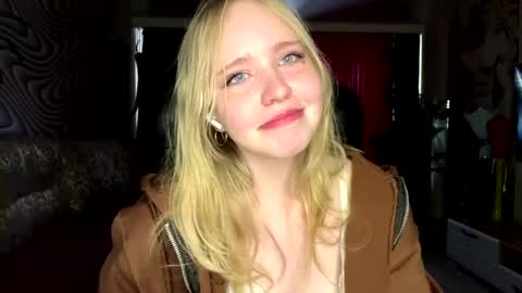 Snapshot of wilhelminafraker chatting on 06.02.26 Anny online show from 06.02.26