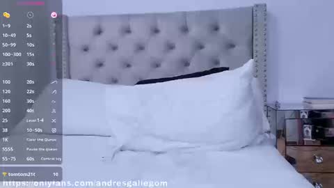 Snapshot of will20022 chatting on 09.21.25 BASTIANBURDESX online show from 09.21.25