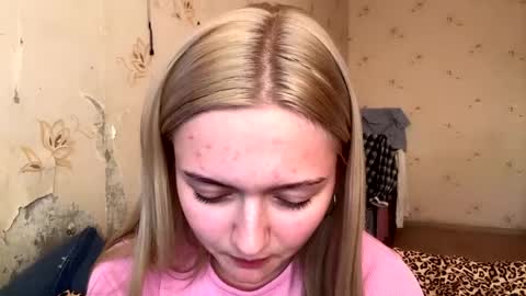 Sophia online show from 04.16.26