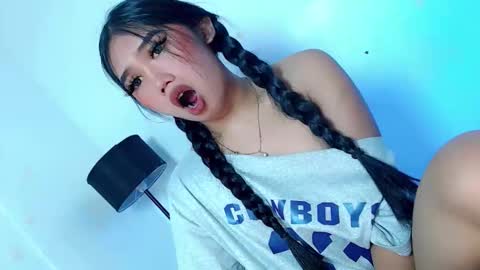 LE XI online show from 03.18.26