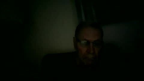 Snapshot of willnedoher chatting on 04.28.26 Willhedoher online show from 04.28.26