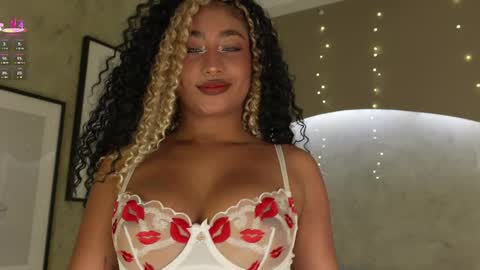 Ms Willow online show from 04.08.26