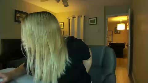 Winter Miracle online show from 10.18.25