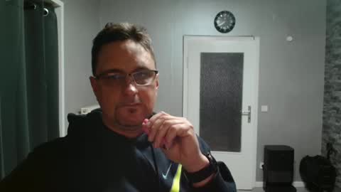 Snapshot of wirzwei8883 chatting on 04.11.26 Dirty online show from 04.11.26