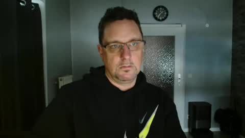 Snapshot of wirzwei8883 chatting on 04.12.26 Dirty online show from 04.12.26