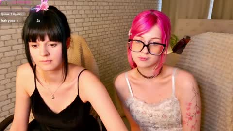 Alice and Michelle online show from 05.12.26