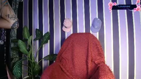 ig WitchDivinne online show from 06.10.26