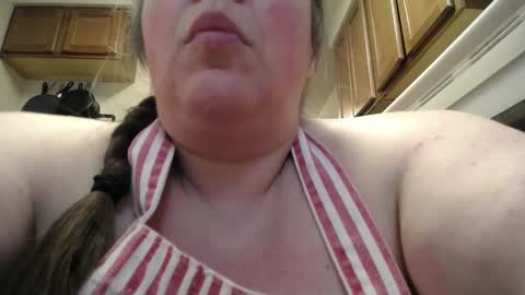 Annie online show from 02.05.25