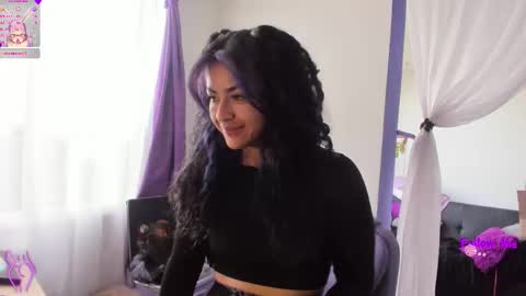     Luna Violeta  A r t i s t  online show from 09.14.25