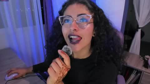     Luna Violeta  A r t i s t  online show from 12.03.25