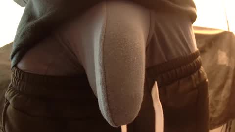 Snapshot of withbothhandsplease chatting on 01.08.25 Mater online show from 01.08.25