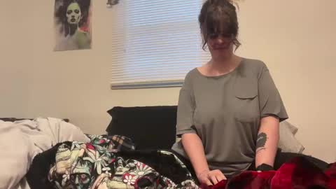 Moth online show from 02.17.25