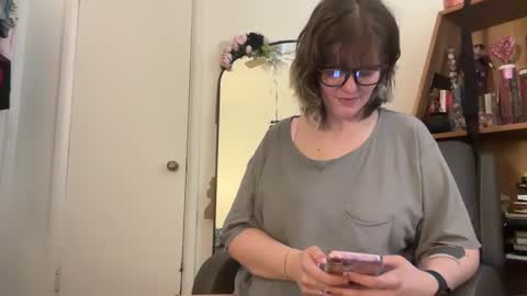 Moth online show from 03.07.25