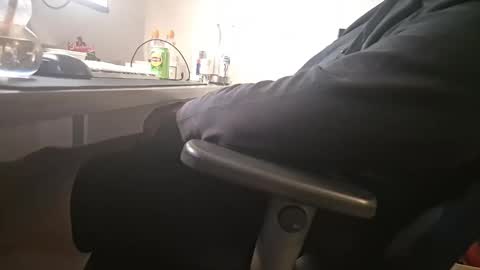 wnhz27 online show from 11.13.25