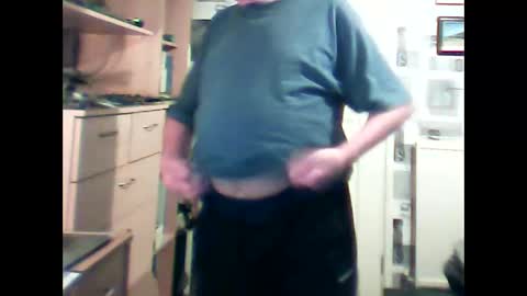 Snapshot of wolcol80 chatting on 02.18.26 wolcol80 online show from 02.18.26