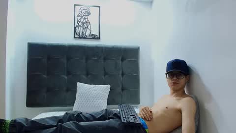  W O L F  online show from 02.07.25