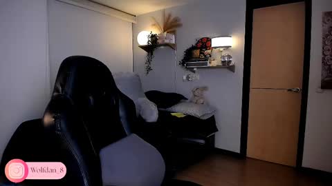   online show from 09.18.25